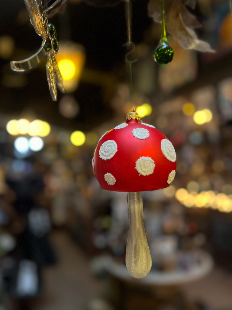 U District Holiday Gift Guide: Find Unique Gifts for Everyone on Your ...
